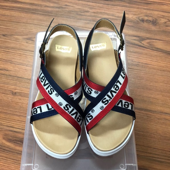 Women’s Shoes - Picture 1 of 5